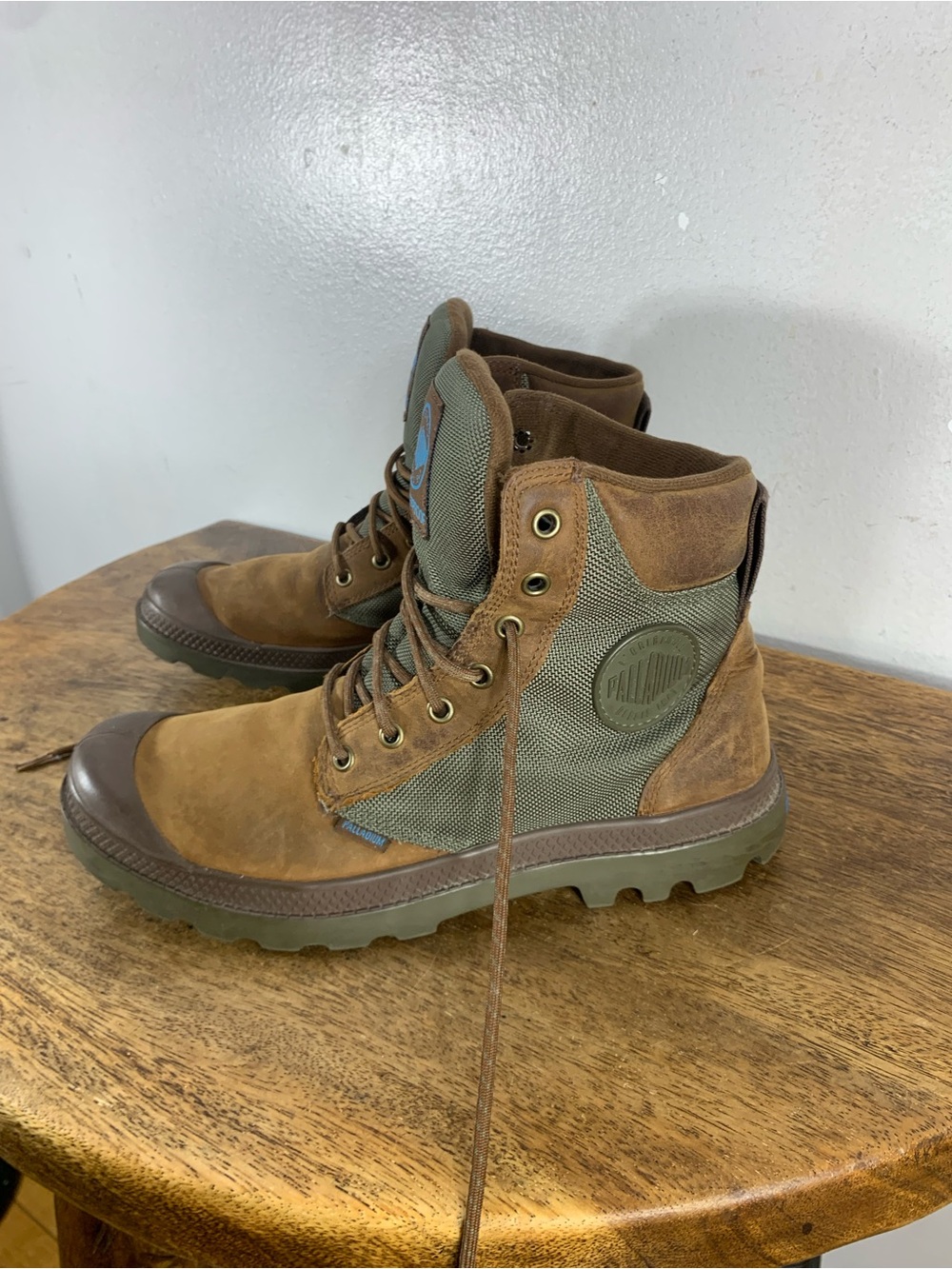 Palladium army combat style boots